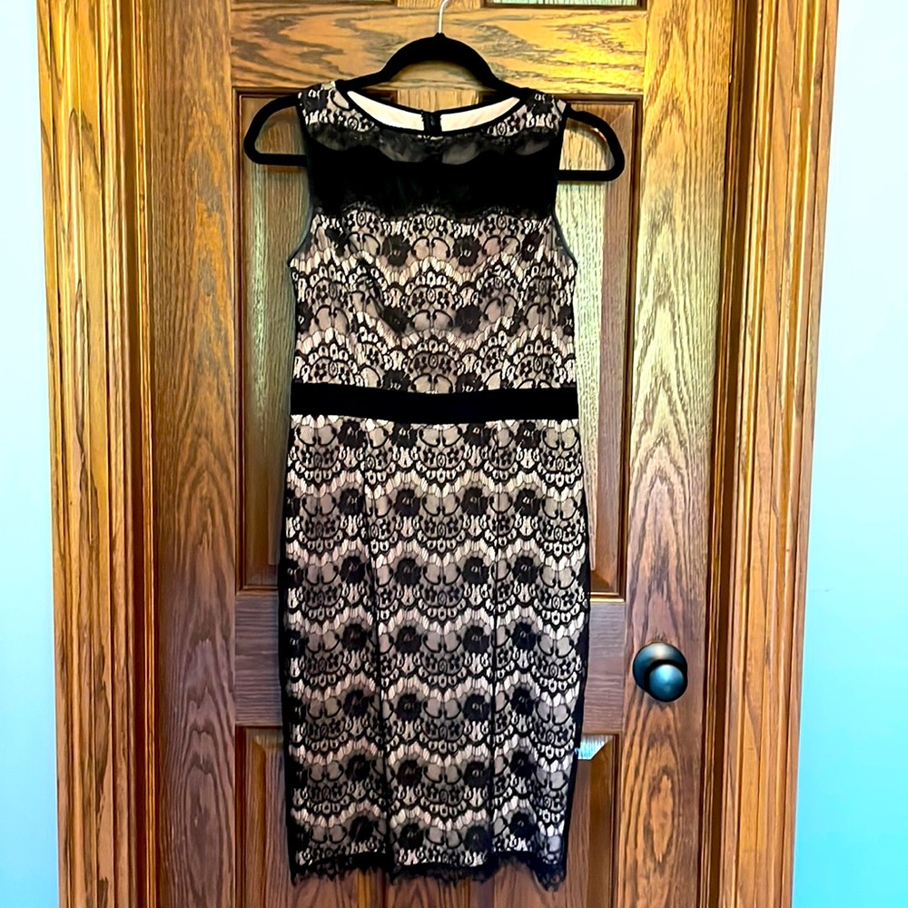 Laggy London lace sheath dress